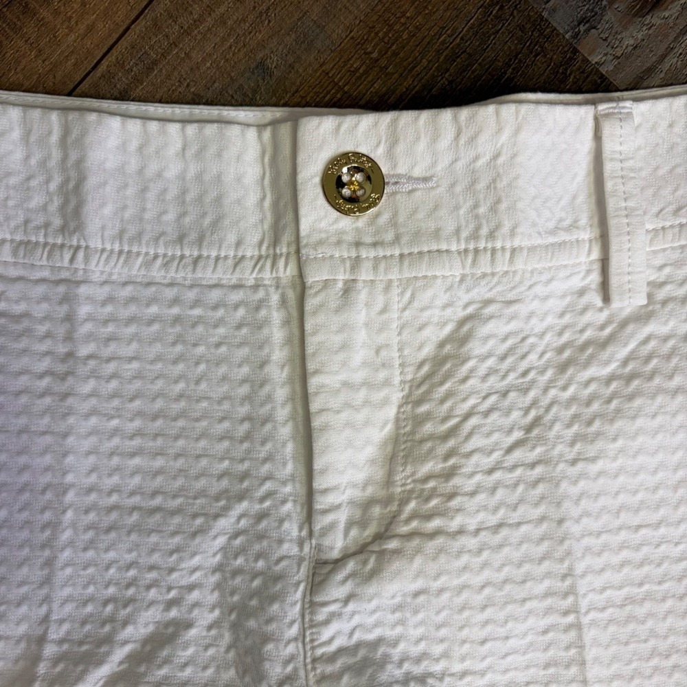 Lilly Pulitzer Callahan Shorts Resort White Seersucker Textured NWT Womens 12 - Picture 2 of 8